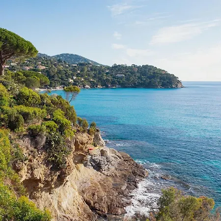 Les Volets Verts * Le Rayol-Canadel-sur-Mer