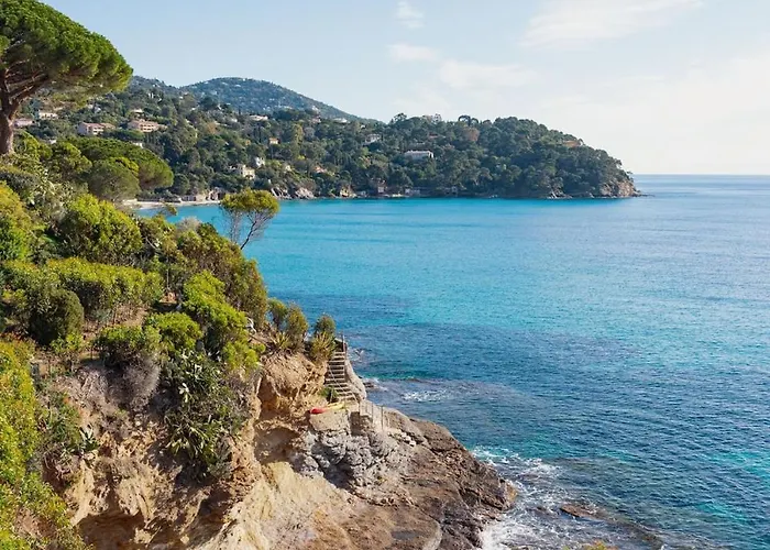 Les Volets Verts * Le Rayol-Canadel-sur-Mer