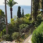 Les Volets Verts Le Rayol-Canadel-sur-Mer