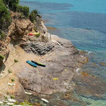 Les Volets Verts * Le Rayol-Canadel-sur-Mer